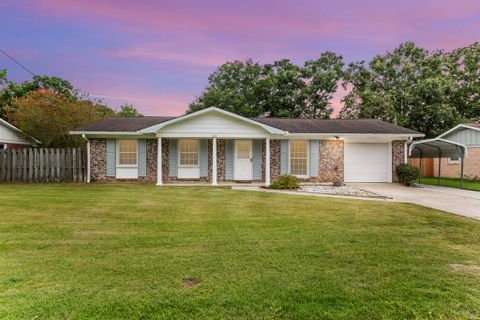 127 Clarine Drive