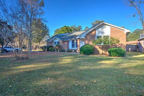 111 Sandtrap Road