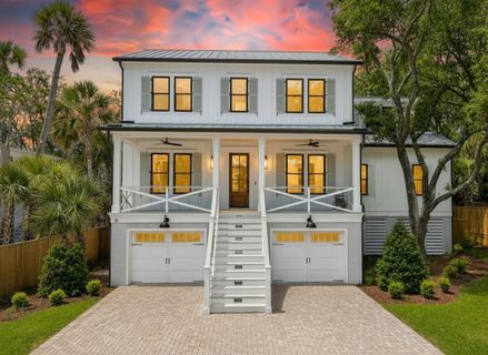 6 29th Avenue