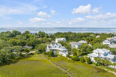 228 Haddrell Street active home in Old Village, Mount Pleasant, SC