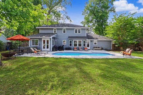 4 Mulroy Court