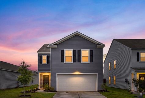 212 Coral Sunset Way active home in Shell Pointe At Cobblestone Village, Summerville, SC