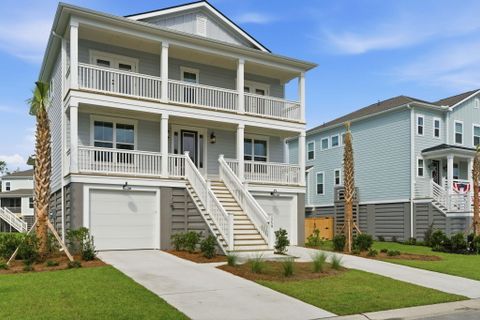 1750 Cultivation Lane active home in Liberty Hill Farm, Mount Pleasant, SC