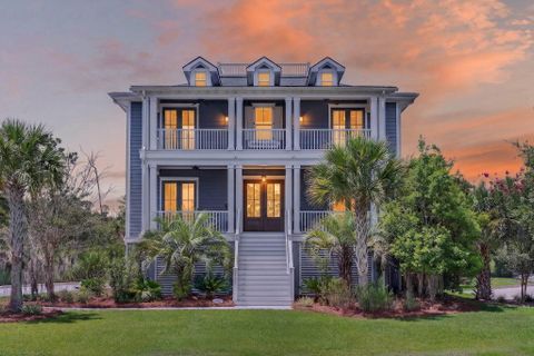 2721 Oak Manor Drive