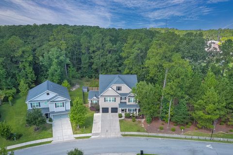 2307 Hummingbird Lane