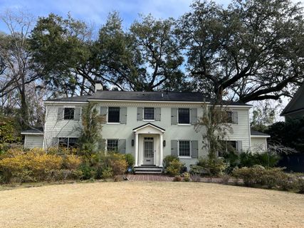 32 Jamestown Road