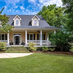 3894 Plantation Lakes Drive