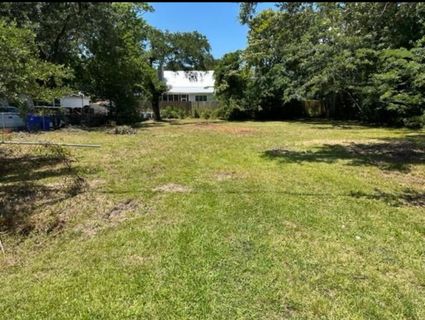 2182 Gulf Drive