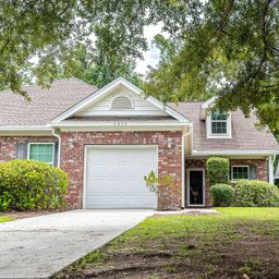 1515 Royal Colony Road