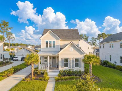 3605 Clambank Drive active home in Carolina Park, Mount Pleasant, SC