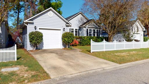 46 White Pond Boulevard