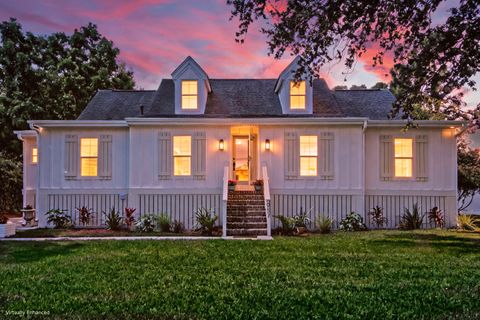 957 Travers Drive