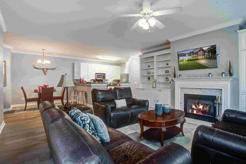 163 Golfview Lane