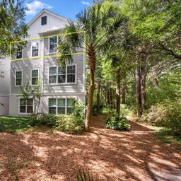 60 Fenwick Hall Alley 331