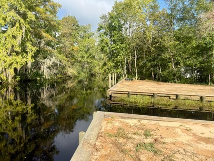 Lot 118 Prices Bridge Lane