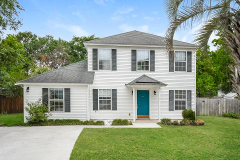 2054 Willowdale Court pending home in East Crossing, Mount Pleasant, SC