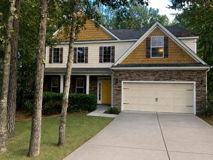 236 Comiskey Park Circle active home in Fieldview, Summerville, SC