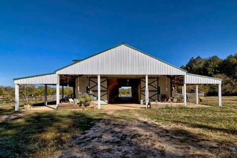 226 Cottage Walk Lane