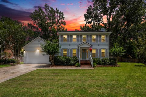 1861 Cattail Row