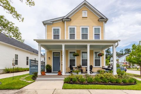125 Sugarberry Way