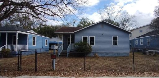 2749 E Surrey Drive pending home in Dorchester Terrace, North Charleston, SC