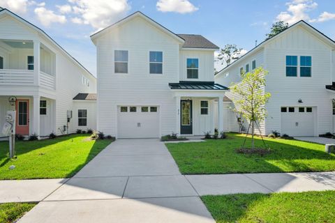450 Queenview Lane pending home in Verdier Pointe, Charleston, SC