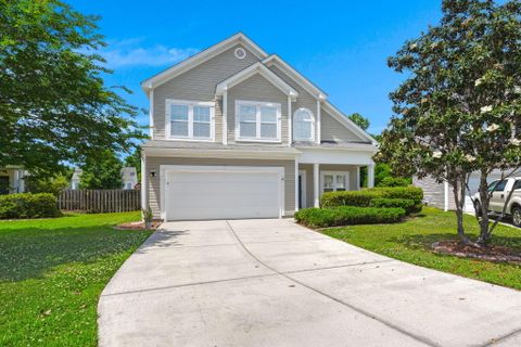 111 Tandil Court