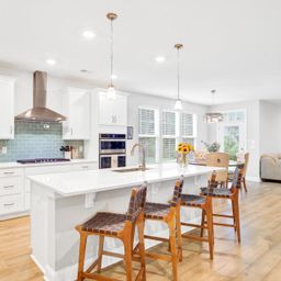 608 S Pointe Boulevard