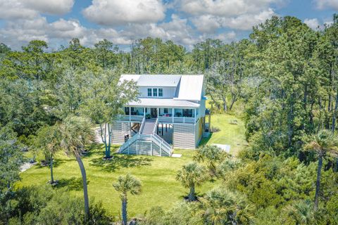 9661 Two Pines Road