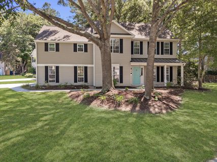 1247 Center Lake Drive
