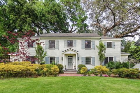 32 Jamestown Road