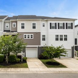 582 Mclernon Trace