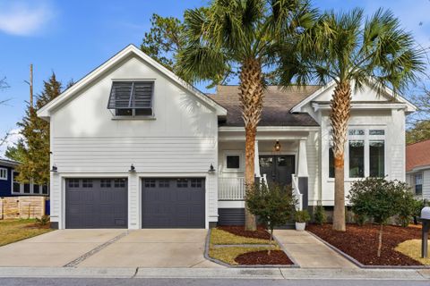 1506 Village Square