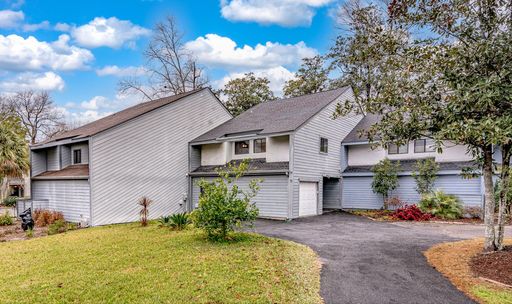 34 Arabian Drive active home in Marsh Cove, Charleston, SC