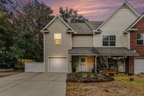 37 Rivers Point Row A