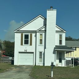 2 Manor Boulevard