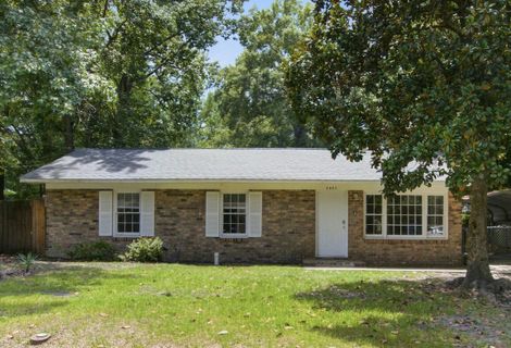 2621 Myrtis Lane