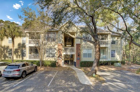 1600 Long Grove Drive 1727