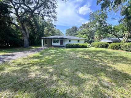 618 Boone Hill Road