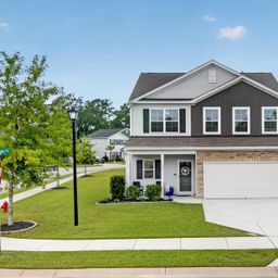 272 Clydesdale Circle