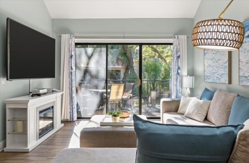 111 High Hammock Villas