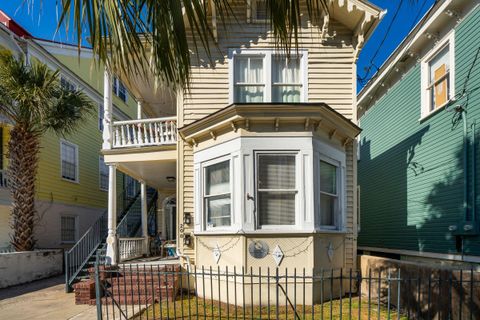 208 Calhoun Street