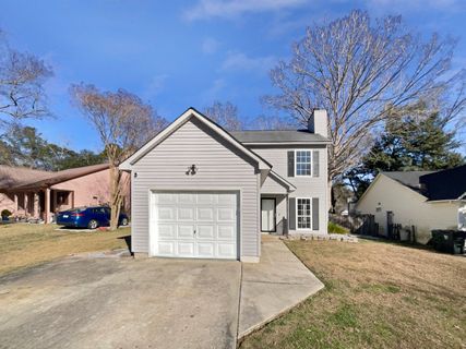 104 Nottingham Court active home in Crichton Parish, Summerville, SC