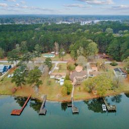 1112 Gin Pond Drive