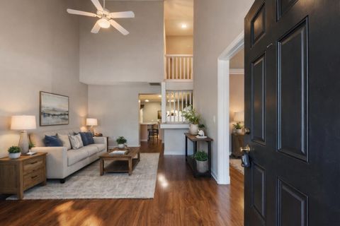 8038 Shadow Oak Drive