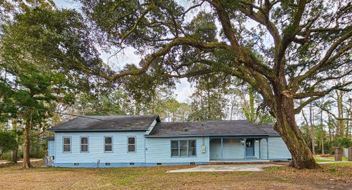 127 Meadowlake Drive