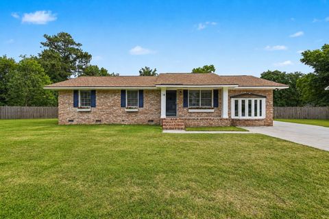 18 Ophir Drive