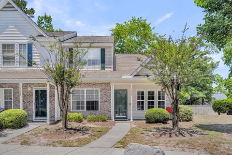 3000 Poplar Grove Place active home in Summer Wood, Summerville, SC
