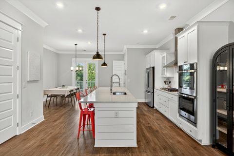 802 Kings Oak Court 4 active home in Governors Cay, Charleston, SC