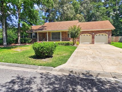 101 Beacon Hill Lane